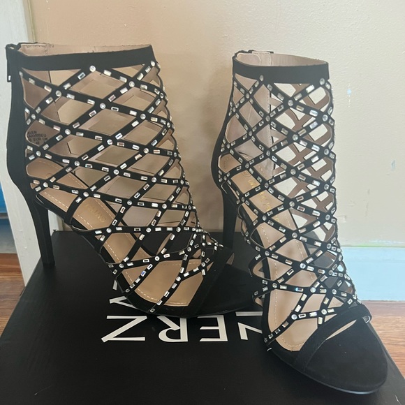 Stilettos high heels size 8.5 black - Picture 2 of 7